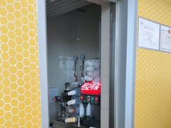 -麦当劳(鄂尔多斯机场店)