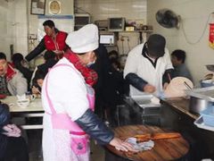 -黄阿姨锅贴大王(万航渡路店)