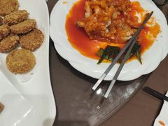 -湖北三五醇酒店·35年新楚菜
