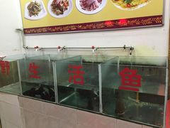 木鱼镇农家土菜-农家土菜老煨锅(木鱼镇店)