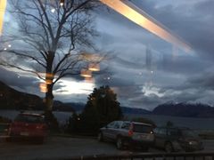 -Lake Hawea Hotel