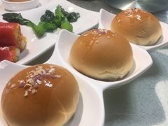 蜜汁叉烧焗餐包-梓程海鲜大酒家