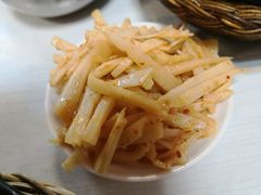 -龙香记桂林米粉(东扬威街11号楼店)
