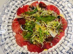 牛排家生牛肉薄片配帕玛森芝士-牛排家(北京长安街英皇集团中心店)