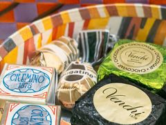 -VENCHI 闻绮(北京国贸商城店)