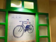 -两三事小郡肝串串香火锅(桂庙店)