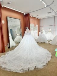 -派丽莫Pellimo原创设计婚纱品牌