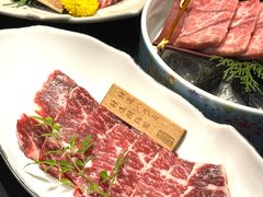 -山川小町·极番烧肉(新地假日广场店)
