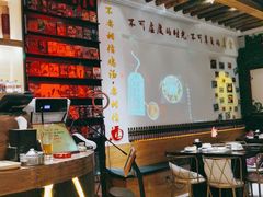 大堂-莫家传承菜(耗儿鱼特色店)