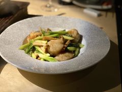 -穹六人间 people 6(岳阳路店)