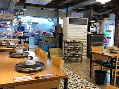-江南猪肉商会无限续吃(弘大店)
