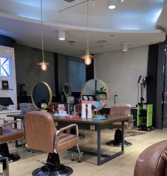 -意廊 Hair Salon