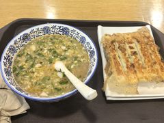 -八百里牛肉汤(盖饭·锅贴·万象城店)
