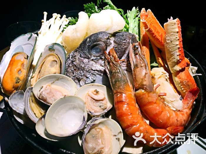 帝王蟹什锦海鲜寿喜烧