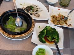 -忆食尚腊味煲仔饭(华南城店)