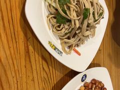 -西部马华清真兰州牛肉面·烧烤夜市(关东店)