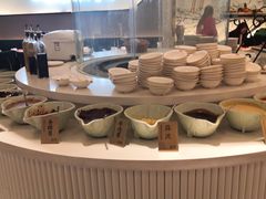 自助调料区-三人行骨头王火锅(长寿店)
