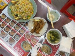 -扬二春炒饭(国庆路总店)