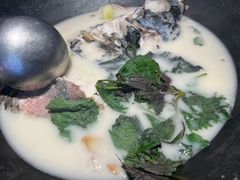 -陈大锅·岳阳鱼馆·地道岳阳菜(美食街店)