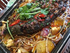 香辣黔鱼-绝城芋儿鸡(犀浦旗舰店)