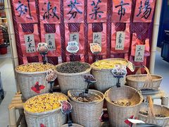 -刘淑芬·活鱼铁锅炖(北京首店)