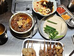 -马路牙子烧烤音乐酒馆(望京店)