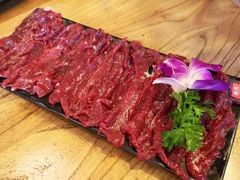 -牛村来人潮汕牛肉火锅(西单店)