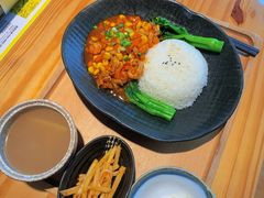 小龙虾盖饭-中信理想家漫食(白云国际机场T2航站楼店)