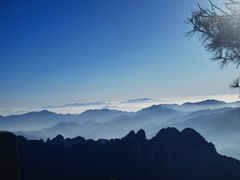 -黄山光明顶山庄