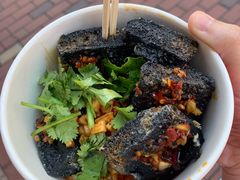 -黑色经典臭豆腐·湖南特产(步行街店)