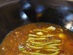 -哈尔滨烧烤·山河村铁锅炖(交大店)