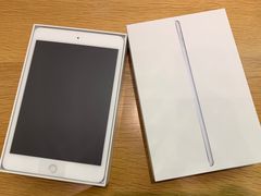 -Apple零售店(华贸购物中心店)