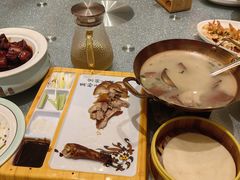 -松沪名灶·豆浆鱼头·新上海菜(飞航吾悦广场店)
