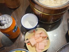 -富正毅三下锅·湘西韵味(天门山索道店)