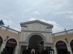 -佛罗伦萨小镇广佛名品奥特莱斯(疏港路店)