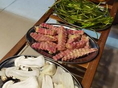 -老石黑山羊毛驴肉火锅(金凯广场店)