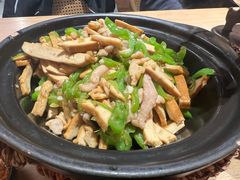 -川堂风·跷脚牛肉·乐山爆炒(宝山日月光店)