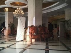 -清水湾假日酒店(行云路店)