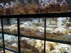 -宏发红西饼屋(天津路店)