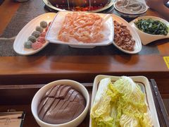 -小天鹅火锅·一线江景洪鼎旗舰店(洪崖洞店)