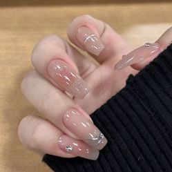 -悦指间美甲美睫美肤