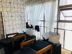 大厅-明洞造型精品烫染