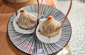 Crab Roe Bao