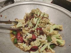-海派美食·家宴海鲜青岛菜·石锅鲽鱼头(东方城店)