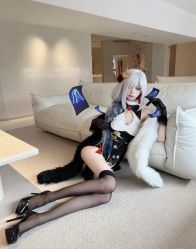 -丝语萱形象