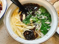 -柴爿巷·香酥鸡&馄饨(复兴中路店)