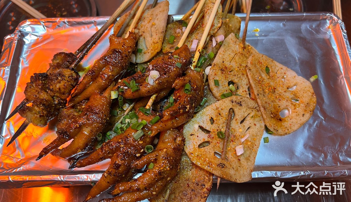 九街附近的烧烤