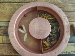 -清真·田园居家酸菜牛肉烤火锅(凤霞路店)