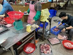 -标记美食新鲜猪杂(兴南大道店)