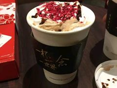 香草拿铁飘雪-太平洋咖啡(青岛万象城店)